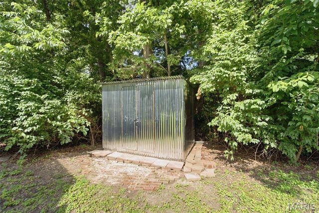 330 Hillwood Drive, Belleville, IL 62223
