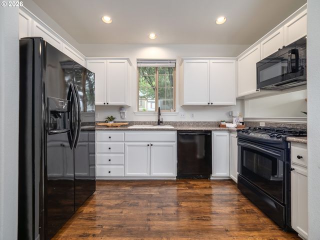 21466 Sw FALLOW Ter, Sherwood, OR 97140