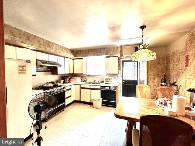 1410 S BEULAH ST, Philadelphia, PA 19147