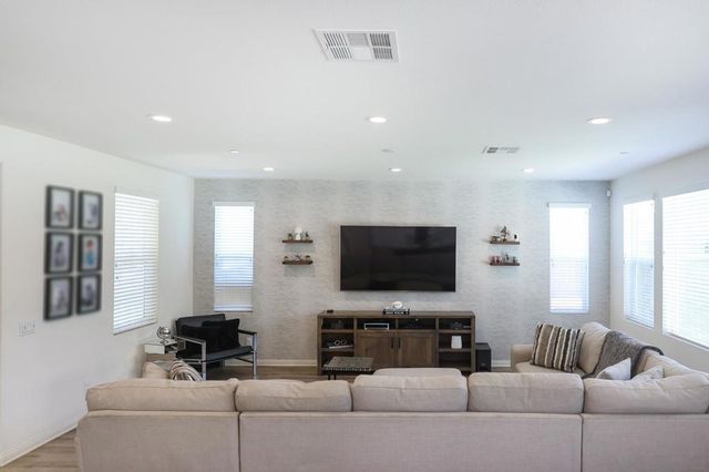 1063 Camino Cantera, Chula Vista, CA 91913