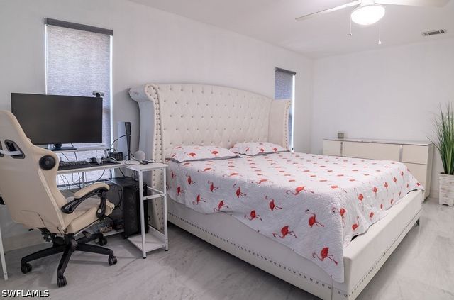 3725 SE 8th PL, Cape Coral, FL 33904