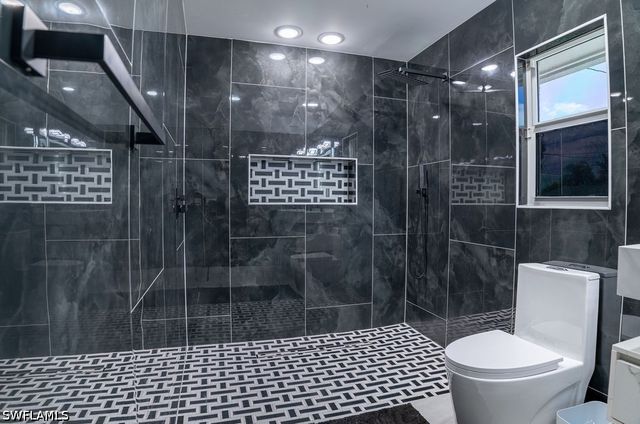 3725 SE 8th PL, Cape Coral, FL 33904