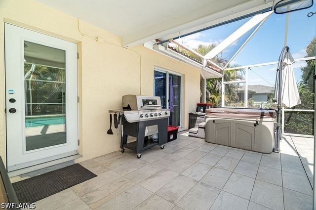 3725 SE 8th PL, Cape Coral, FL 33904