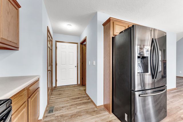 5007 N 10th Avenue, Ozark, MO 65721