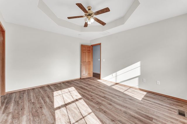 5007 N 10th Avenue, Ozark, MO 65721