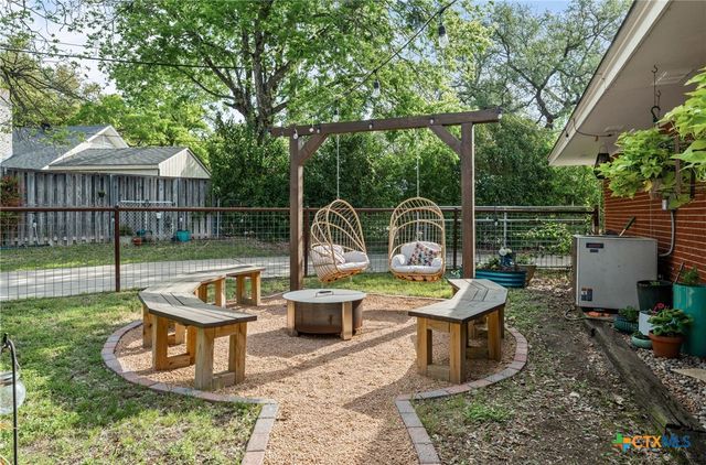 216 E 21st Avenue, Belton, TX 76513