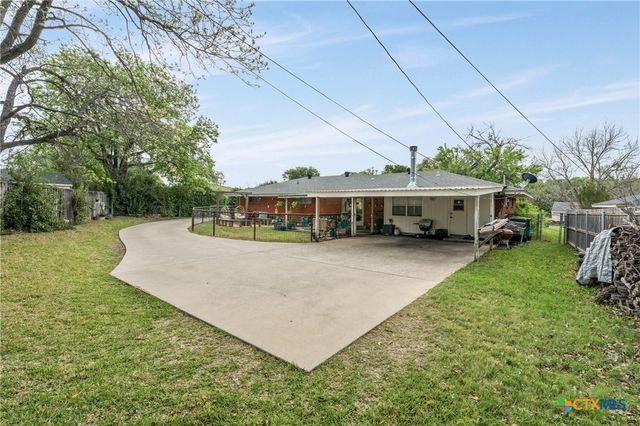216 E 21st Avenue, Belton, TX 76513