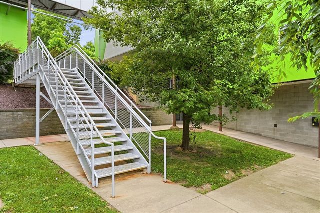 5491 Penn Ave B303, Friendship Park, PA 15206