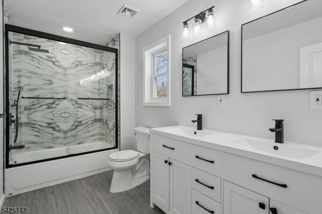 26 Hunterdon Rd, West Orange Twp., NJ 07052