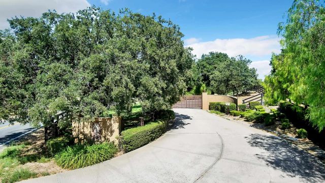 26353 Old Julian Hwy, Ramona, CA 92065