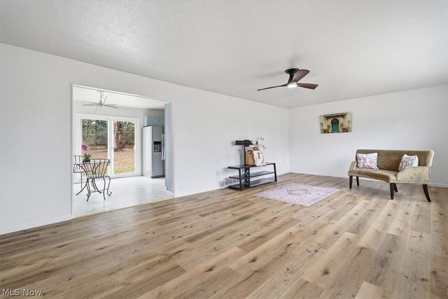 4866 Lovers Lane, Ravenna, OH 44266