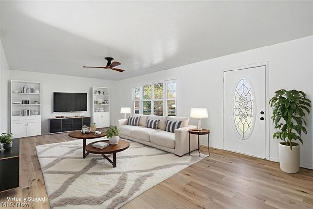 4866 Lovers Lane, Ravenna, OH 44266