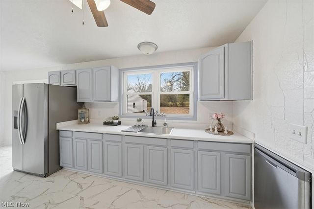 4866 Lovers Lane, Ravenna, OH 44266