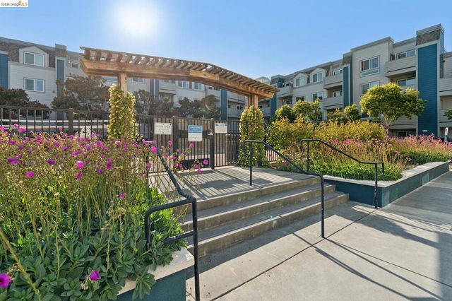 6400 Christie Ave 3406, Emeryville, CA 94608