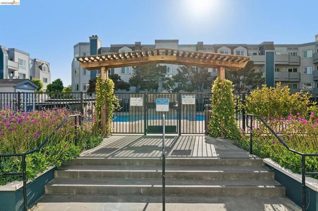 6400 Christie Ave 3406, Emeryville, CA 94608