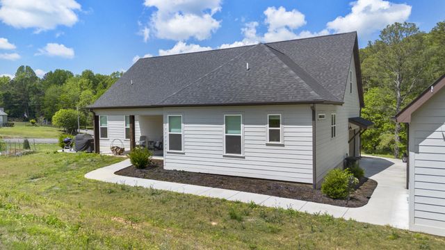 879 Dedmon Road, Ringgold, GA 30736