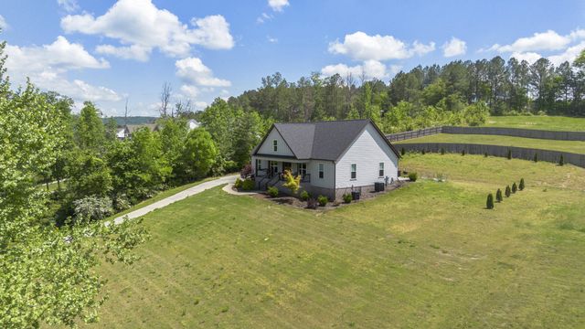 879 Dedmon Road, Ringgold, GA 30736