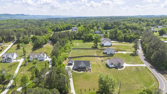 879 Dedmon Road, Ringgold, GA 30736