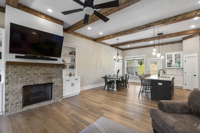 879 Dedmon Road, Ringgold, GA 30736