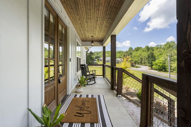 879 Dedmon Road, Ringgold, GA 30736