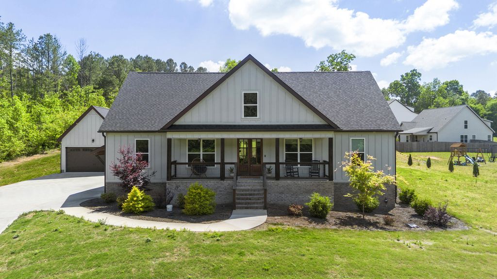 879 Dedmon Road, Ringgold, GA 30736