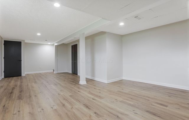 9039 Barley Loft Drive, Columbus, OH 43240