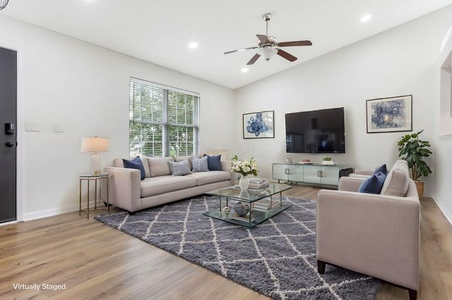9039 Barley Loft Drive, Columbus, OH 43240