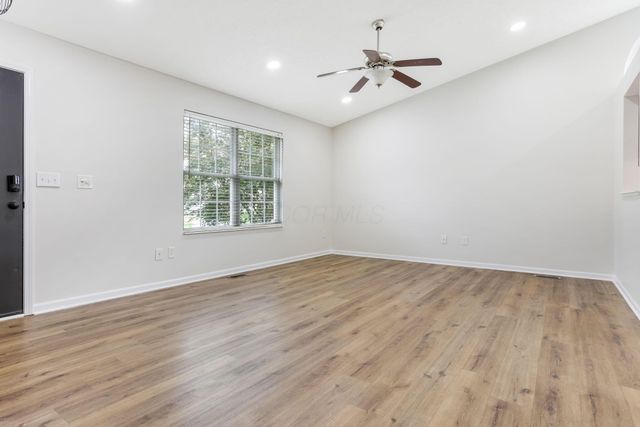9039 Barley Loft Drive, Columbus, OH 43240