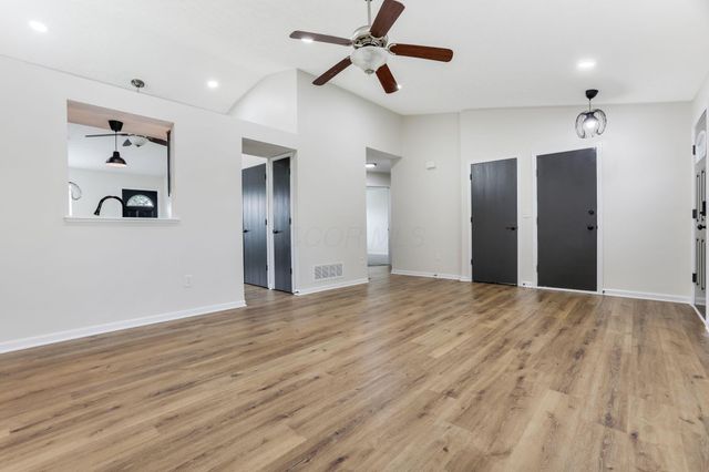 9039 Barley Loft Drive, Columbus, OH 43240