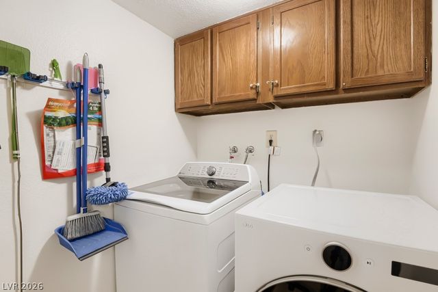 750 South Royal Crest Circle 327, Las Vegas, NV 89169