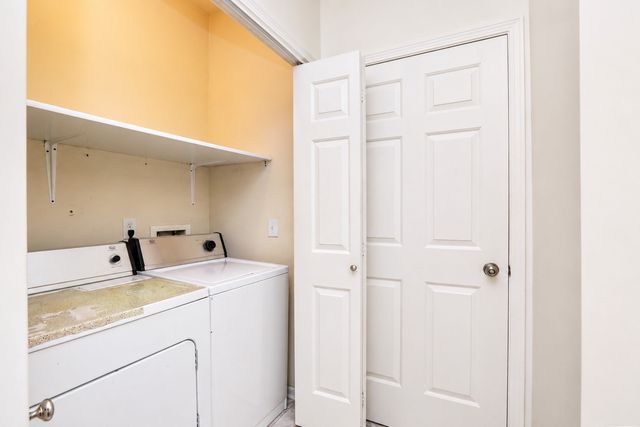 1117 NE 5th Lane 9, Ankeny, IA 50021
