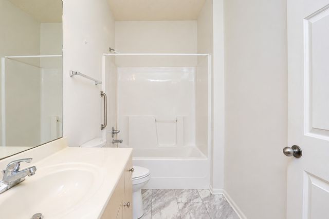 1117 NE 5th Lane 9, Ankeny, IA 50021