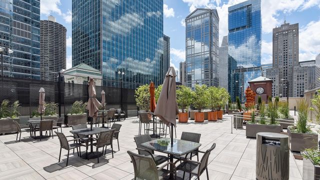 345 N LaSalle Street 209, Chicago, IL 60654