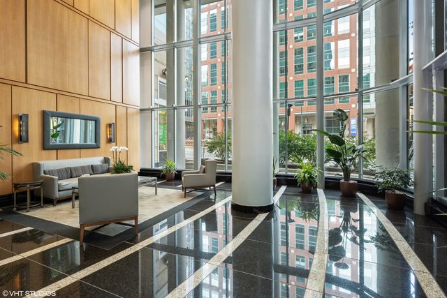 345 N LaSalle Street 209, Chicago, IL 60654