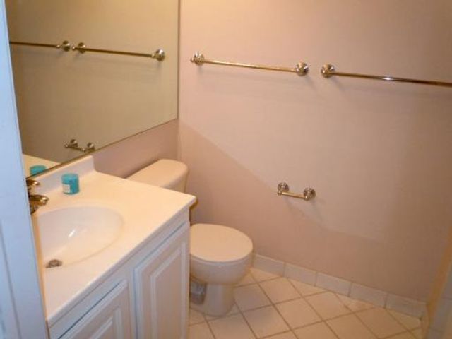 345 N LaSalle Street 209, Chicago, IL 60654