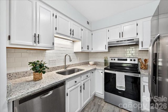 12318 Henderson Hill Road, Huntersville, NC 28078