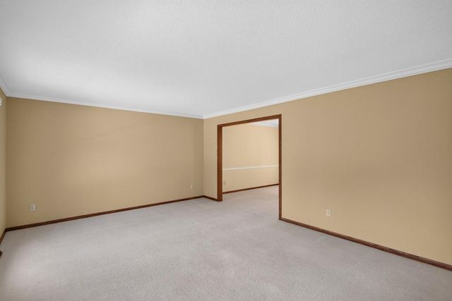 1726 Walden Lane SW, Rochester, MN 55902