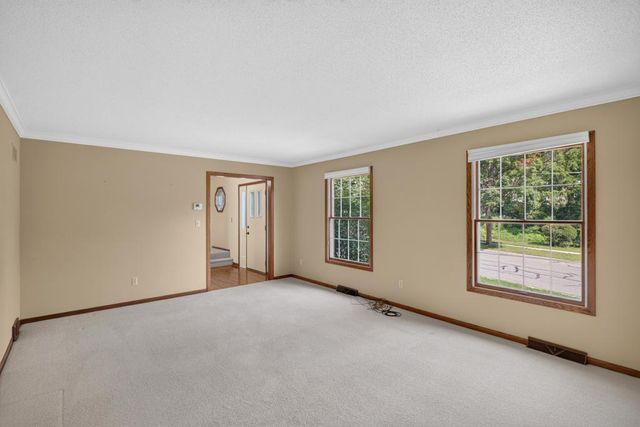 1726 Walden Lane SW, Rochester, MN 55902