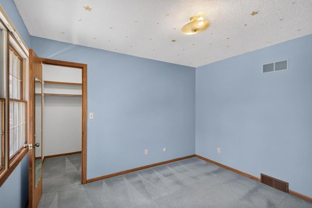 1726 Walden Lane SW, Rochester, MN 55902
