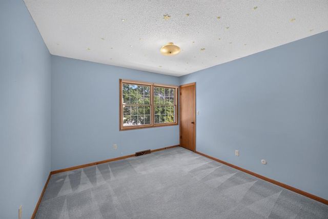 1726 Walden Lane SW, Rochester, MN 55902