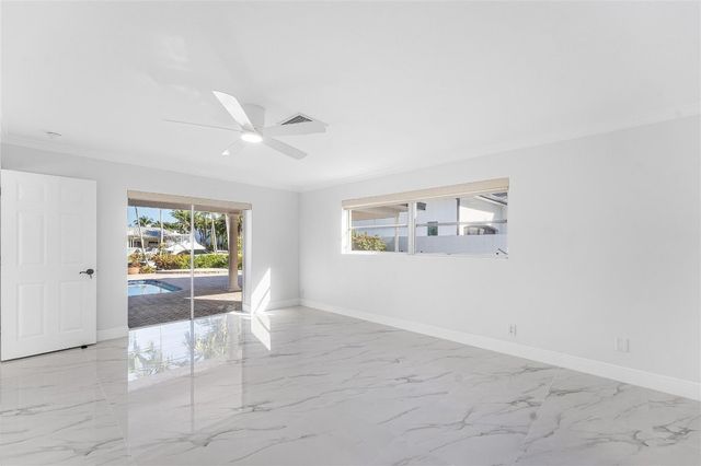 2443 NE 26th Street, Lighthouse Point, FL 33064