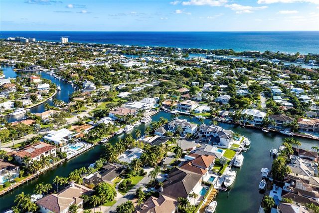 2443 NE 26th Street, Lighthouse Point, FL 33064