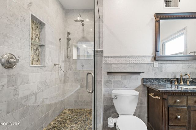 2108 Glenwood Avenue, Toledo, OH 43620