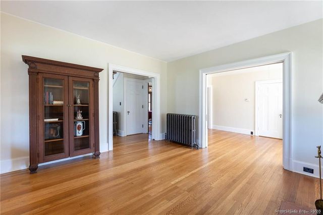 390 Main Street, New Hartford, CT 06057