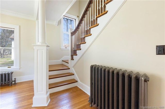 390 Main Street, New Hartford, CT 06057