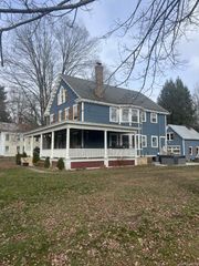 390 Main Street, New Hartford, CT 06057