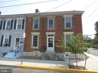 101 N N CARLISLE STREET, Greencastle, PA 17225