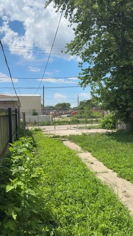 334 N Avers Avenue, Chicago, IL 60624