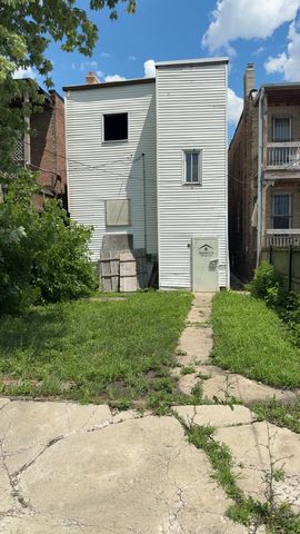 334 N Avers Avenue, Chicago, IL 60624