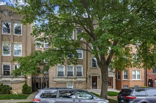 6549 N Mozart Street 3, Chicago, IL 60645